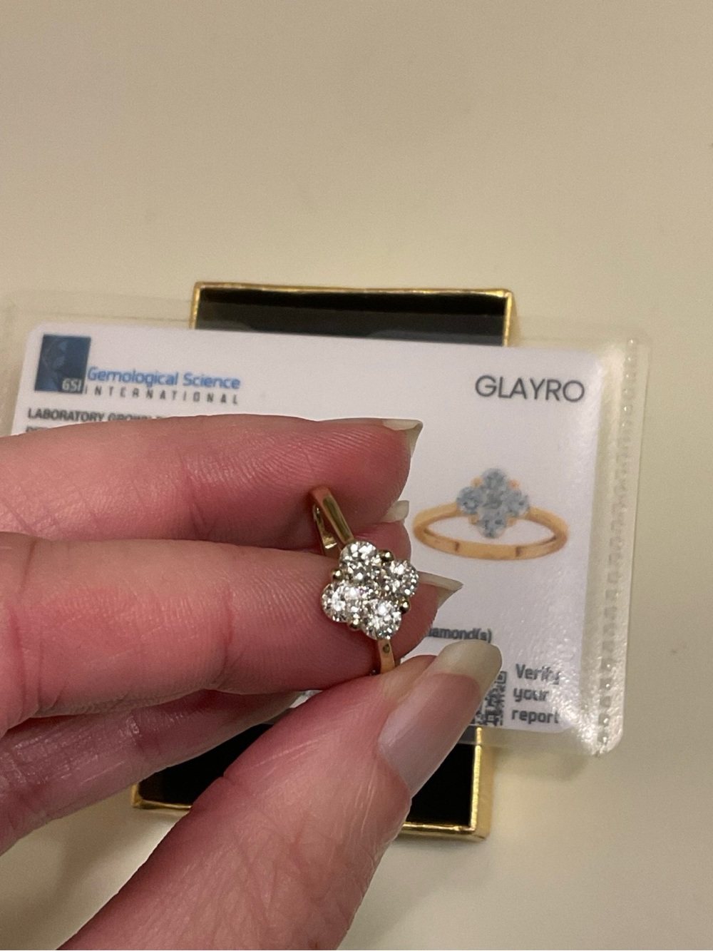 GLAYRO 1 CTW Lab Grown Diamond Clover Ring 10K Gold Size 7 GSI Certified